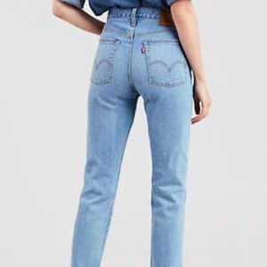 Wedgie Fit Women's Levi Jeans